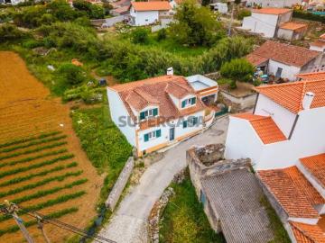 Moradia T3 em São Bartolomeu dos Galegos e Moledo