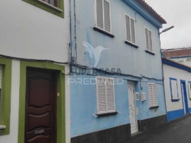 Moradia T4 em São Pedro