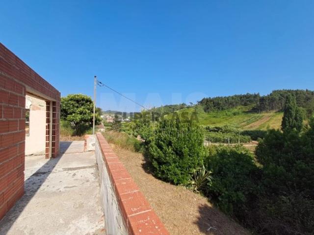 Moradia T3 em Salir de Matos