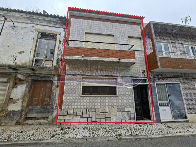 Moradia T3 em Salvaterra de Magos S581