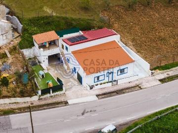 Moradia T3 em Sancheira Grande 168m² A Dos Negros