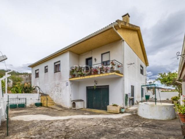 Moradia T3 em Santa Catarina, Caldas da Rainha