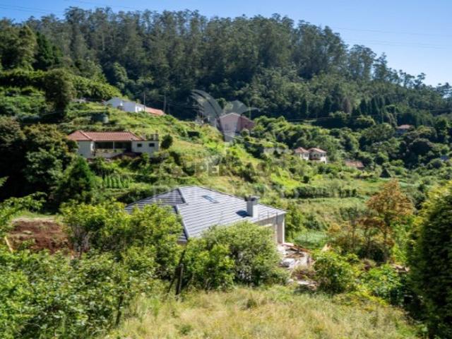 Moradia T3 em Santo António da Serra