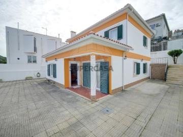 Moradia T3 em Sesimbra Castelo