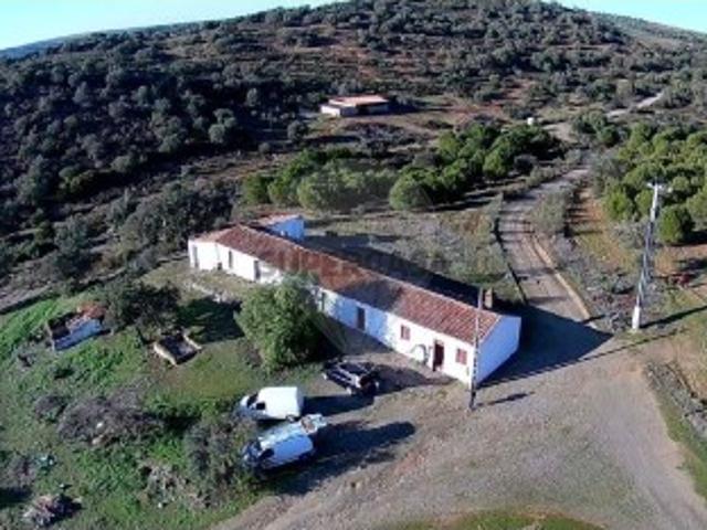 Quintas e casas rústicas T3 em Serpa Salvador e Santa Maria