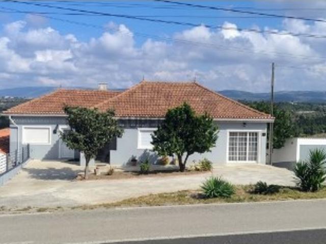 Moradia T3 em Turquel