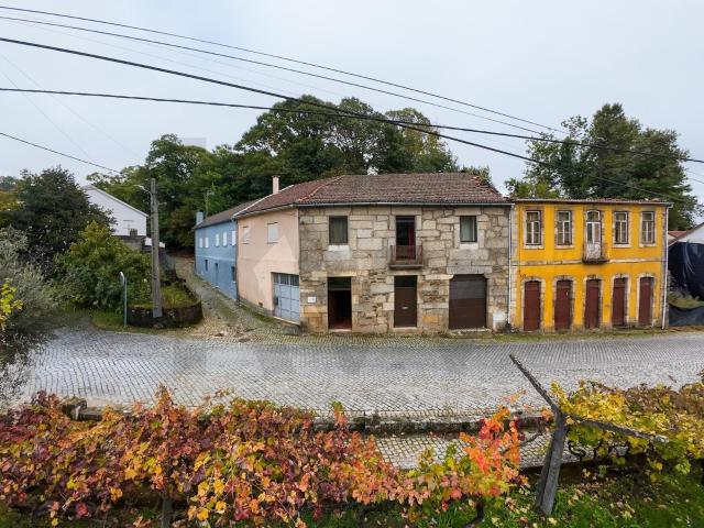 Moradia T3 em Tojal, Satão