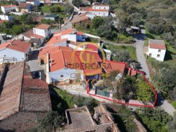 Casa à venda em Vaqueiros - Quintal
