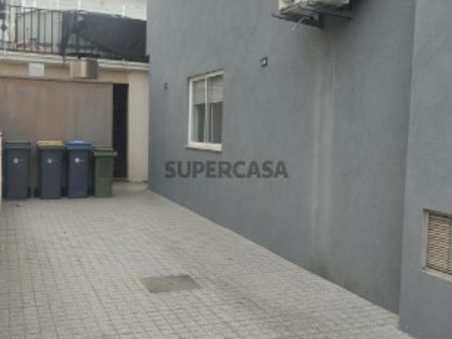 Moradia T3 em Vila Nova da Telha