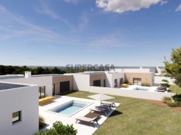 Moradia T3 em Vila Nova da Barquinha