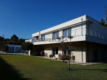 Moradia T3 em Vila Nova de Anha