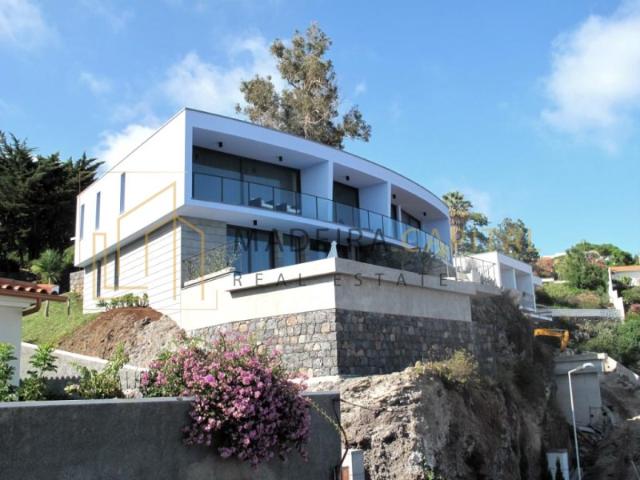 MORADIA T3 ESTILO CONTEMPORÂNEO PARA VENDA