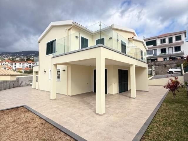 Moradia T3 Funchal 221m² Santa Luzia Funchal