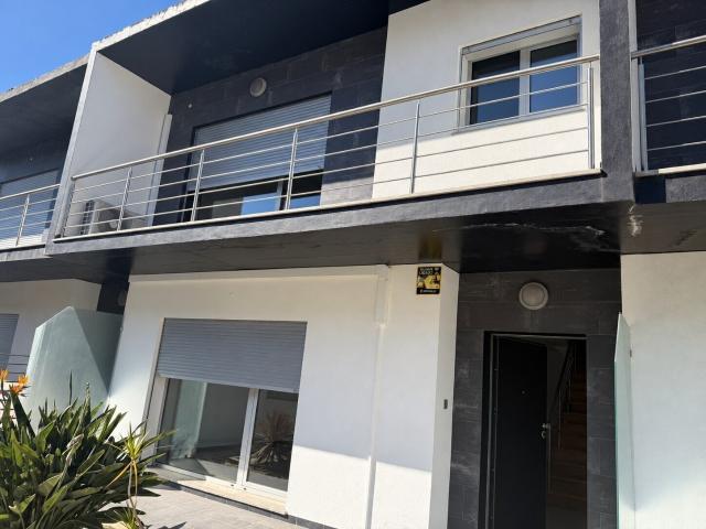 Moradia T3 Geminada | Casal de Matos | Leiria 156m² Leiria, Pousos, Barreira e Cortes