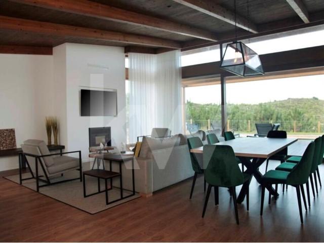 Moradia T3 Geminada, em empreendimento de luxo, na Costa de. 135m² Vau