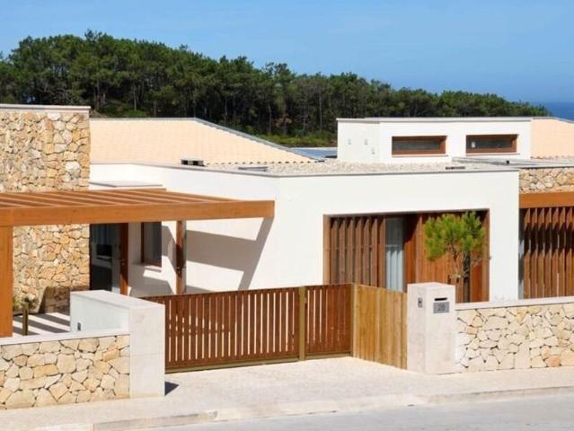 Moradia T3 Geminada em Empreendimento de Luxo na Costa de Pr. 149m² Vau