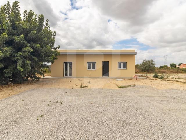 Moradia T3 inserida em terreno com 7700 m2 0m² Pinhal Novo
