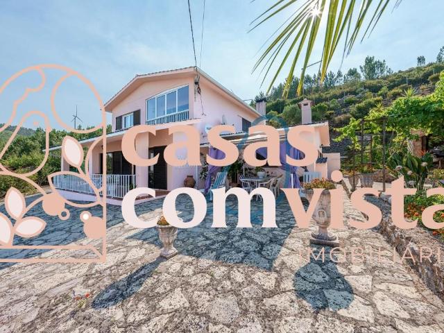 Moradia T3 Isolada c/ Vista Panorâmica Incrível Lote Grande. 177m² Reguengo Do Fetal