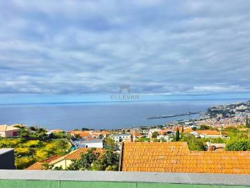 MORADIA T3 ISOLADA COM VISTA MAR LOCALIZADA NO FUNCHAL