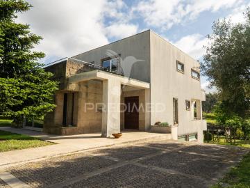 Moradia T3 Isolada de Luxo | Olival, Vila Nova de Gaia
