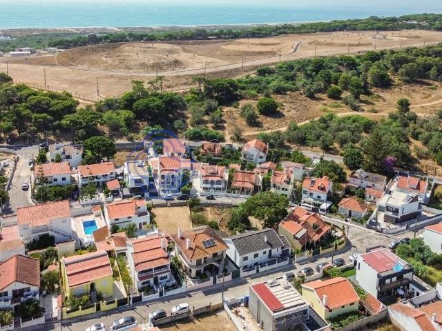 Moradia T3 Junto às Praias da Costa da Caparica 86m² Charneca De Caparica