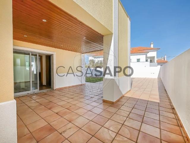 Moradia T3 para alugar em Cascais