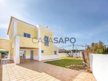 Moradia T3 para alugar em Cascais