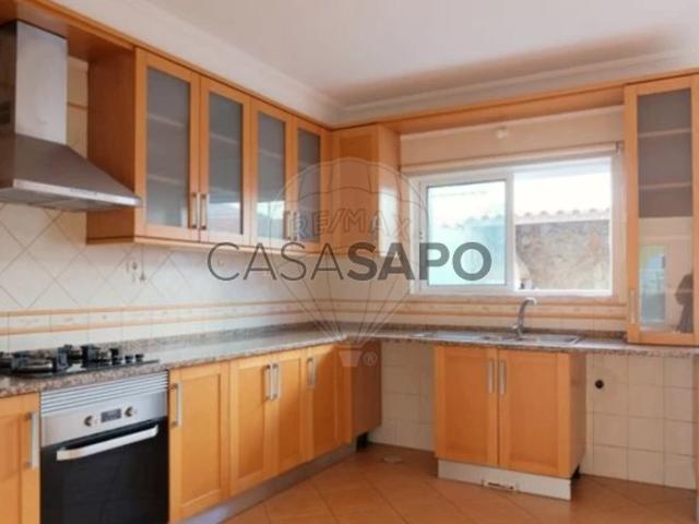 Moradia T3 para alugar em Sesimbra