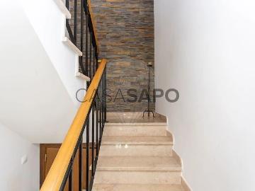 Nossa Senhora da Anunciada - Jardim, Piscina