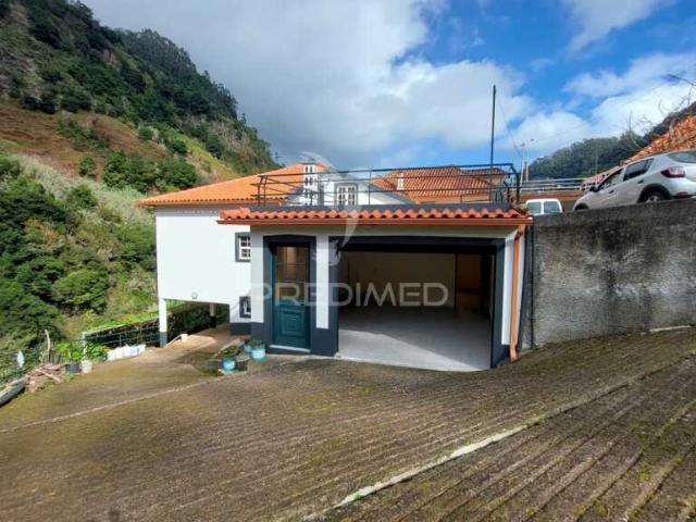Moradia T3 para Arrendamento no Faial, Ilha da Madeira