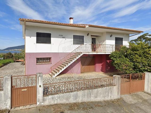 Moradia T3 para arrendamento