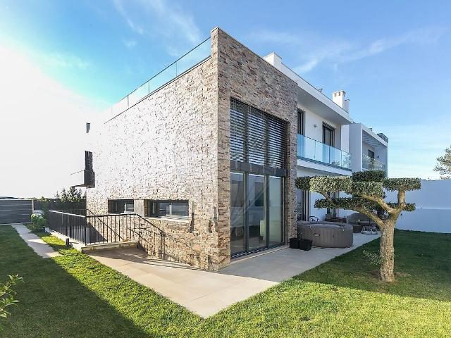 Moradia T3 para arrendar em Alcabideche, Cascais RE/MAX Portugal