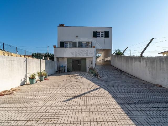 Moradia T3 para arrendar em Maceda, Ovar RE/MAX Portugal