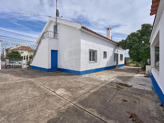 Moradia T3 para arrendar em Santo André, Santiago do Cacém RE/MAX Portugal