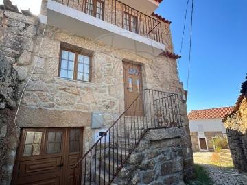 Moradia T3 para arrendar em Penamacor