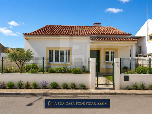 Moradia T3 para Remodelar com 112 m² de Área Útil e Lote de 300 m² Quinta da Raposeira, Elvas