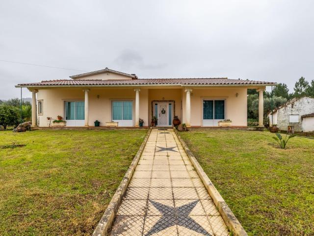 Moradia T3 para venda 200m² Évora De Alcobaça