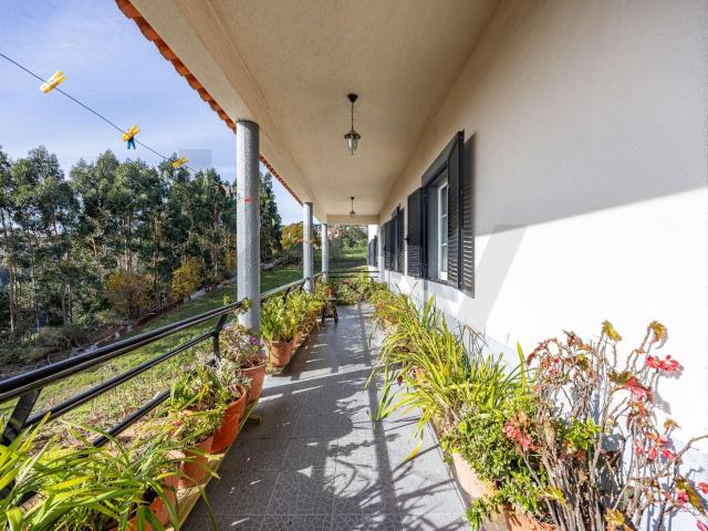 Moradia T3 para Venda | Camacha 145m² Camacha