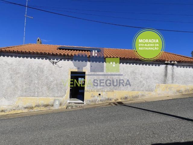 Moradia T3 R/C com Quintal | Santo Aleixo da Restauração
