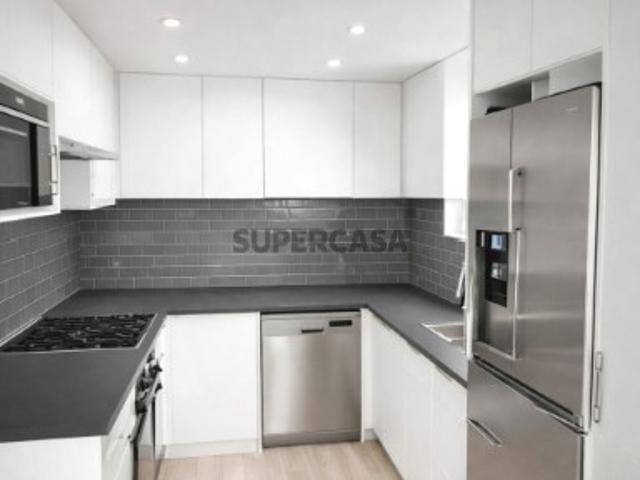 Moradia T3 Renovada no centro de Santarém