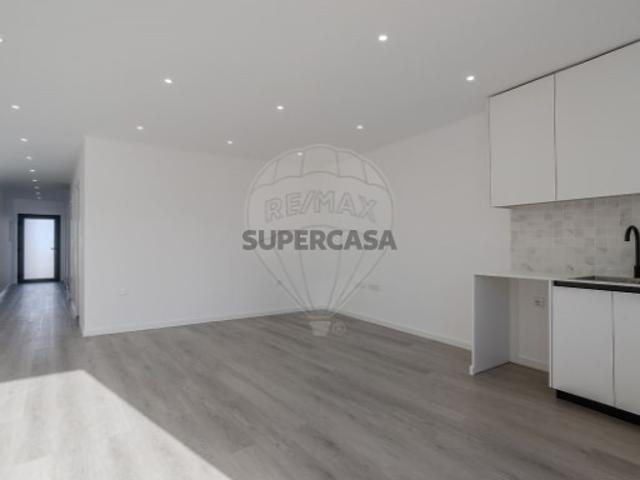 Moradia T3 Renovada | Vista Mar e Cidade