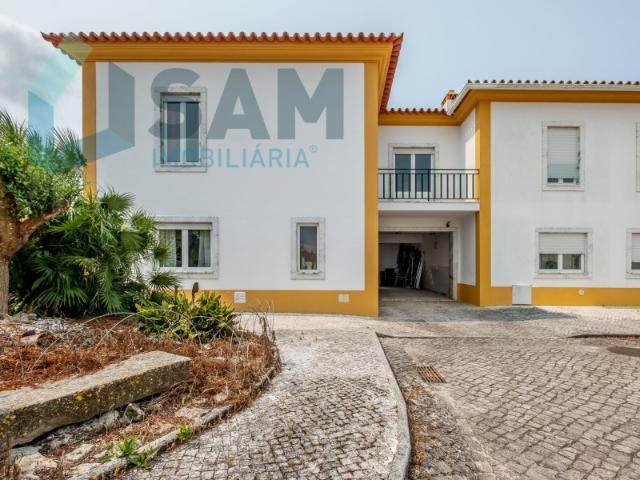 Moradia T3 Santa Bárbara Lourinhã