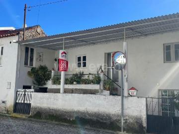 Moradia T3 / Seia, Paranhos