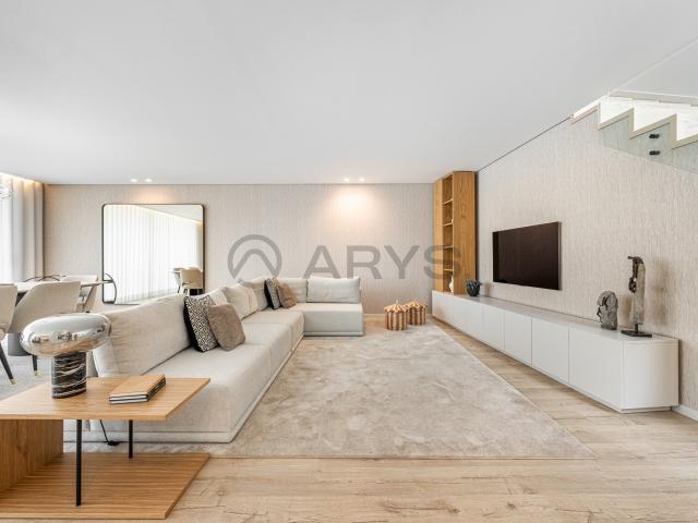 Moradia T3 SEMI NOVA localizada em Priscos, Braga