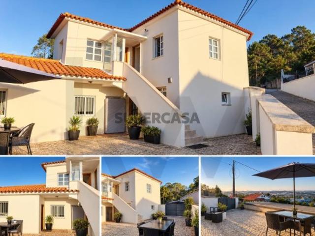 Moradia T3 + T0 Renovada