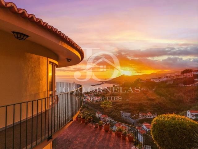 Moradia T3 +T1 | Funchal São Gonçalo | Vista Mar e Baía do Funchal