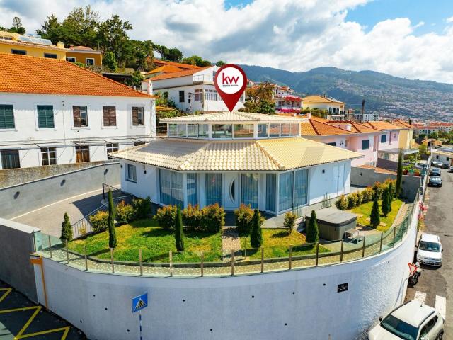 Moradia T3 Térrea Venda Funchal 134m² São Pedro Funchal