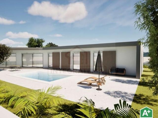Moradia T3 térrea com piscina entre a Foz do Arelho e Cald. 136m² Foz Do Arelho