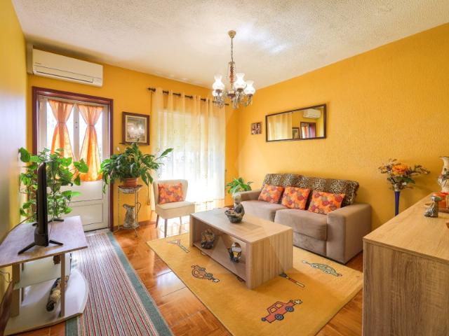 Moradia T3 Térrea com Terreno em Eixo!