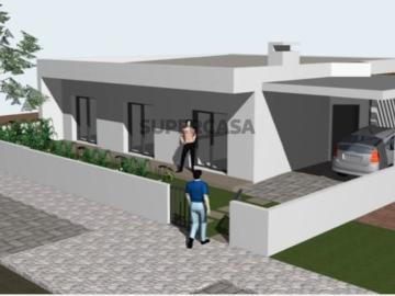Moradia T3 Térrea em projeto, em Torres Novas